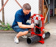 Использование передавливателя гидравлического для полиэтиленовых труб Brexit BrexPress G225, 15 т